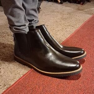 Men's Black Leather Chukka Boots